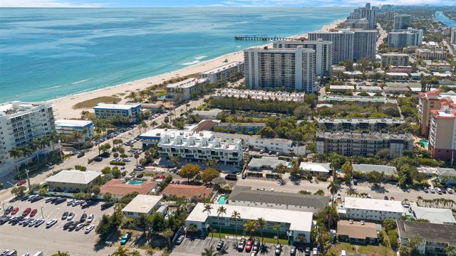 3212 NE 7th Place 12, Pompano Beach, FL 33062