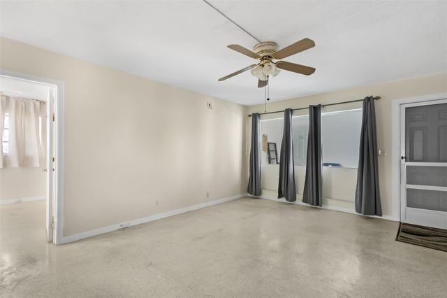 3212 NE 7th Place 12, Pompano Beach, FL 33062