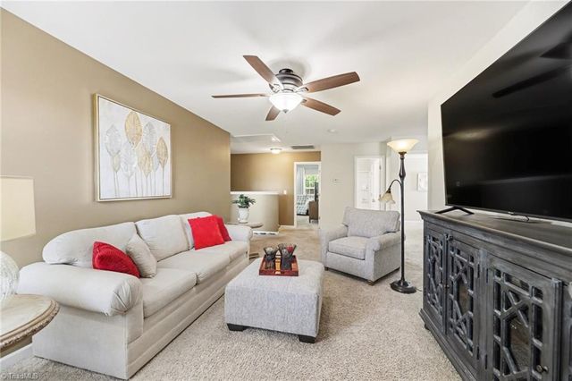 1637 Haddington Point Drive, Kernersville, NC 27284