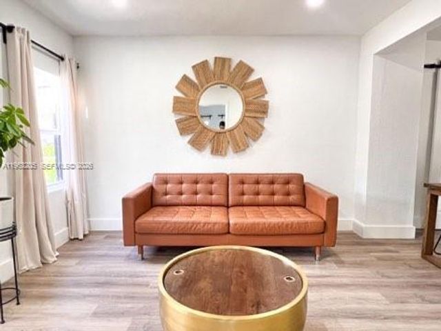 1025 NW 55th St 1, Miami, FL 33127