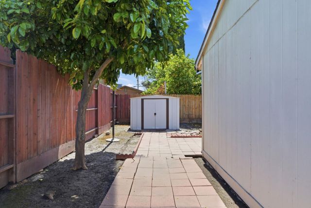 2332 S Madison St, Stockton, CA 95206