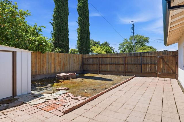 2332 S Madison St, Stockton, CA 95206