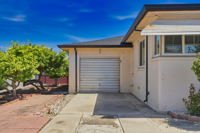 2332 S Madison St, Stockton, CA 95206