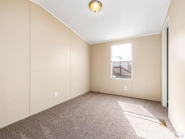 98 Countryside Dr, Pueblo West, CO 81007