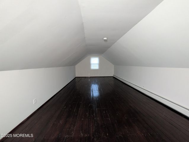 21 Campview Avenue, Keansburg, NJ 07734