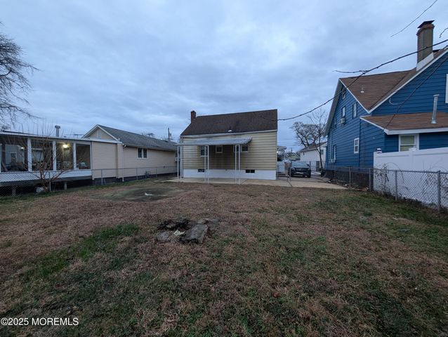 21 Campview Avenue, Keansburg, NJ 07734