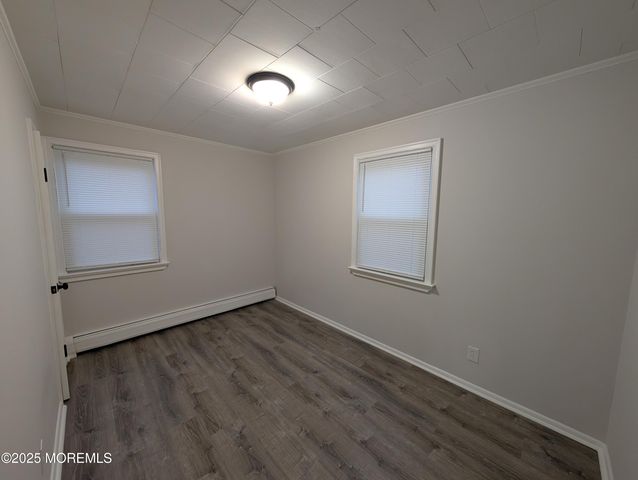 21 Campview Avenue, Keansburg, NJ 07734