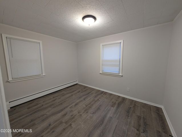 21 Campview Avenue, Keansburg, NJ 07734