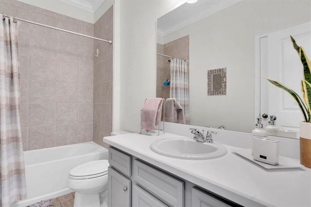 11626 BLUE WOODS DRIVE, Riverview, FL 33569