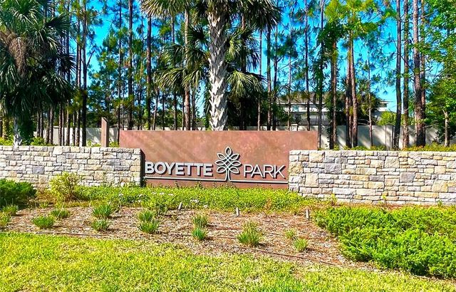 11626 BLUE WOODS DRIVE, Riverview, FL 33569