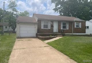 9327 Nelan Drive, St Louis, MO 63137