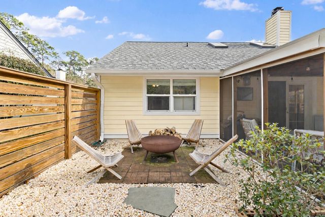 1115 Honeysuckle Court, Mount Pleasant, SC 29464