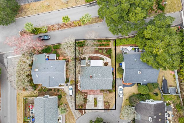 1115 Honeysuckle Court, Mount Pleasant, SC 29464