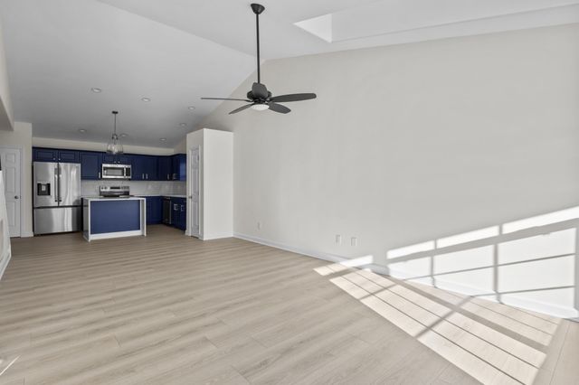 1338 Russell Springs Drive, Lexington, KY 40511