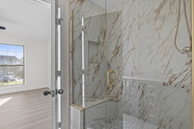 1338 Russell Springs Drive, Lexington, KY 40511