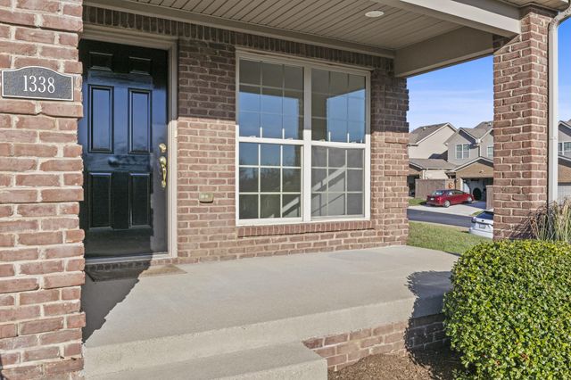 1338 Russell Springs Drive, Lexington, KY 40511