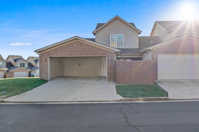 1338 Russell Springs Drive, Lexington, KY 40511