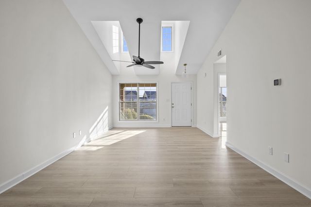 1338 Russell Springs Drive, Lexington, KY 40511