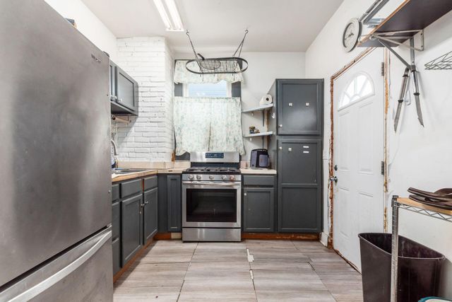 369 E 15th Avenue, Columbus, OH 43201