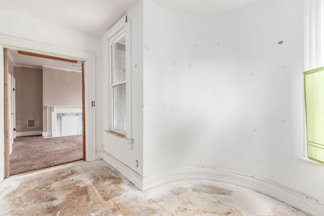 369 E 15th Avenue, Columbus, OH 43201