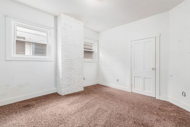 369 E 15th Avenue, Columbus, OH 43201