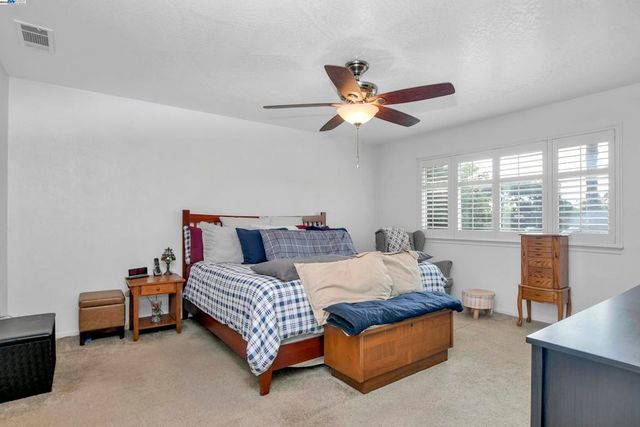 2316 Otto Dr, Stockton, CA 95209