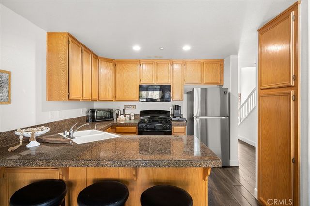 13310 Spring Valley B, Victorville, CA 92395