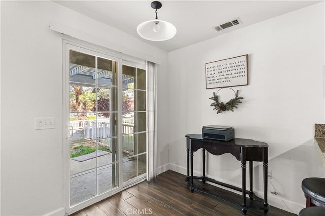 13310 Spring Valley B, Victorville, CA 92395
