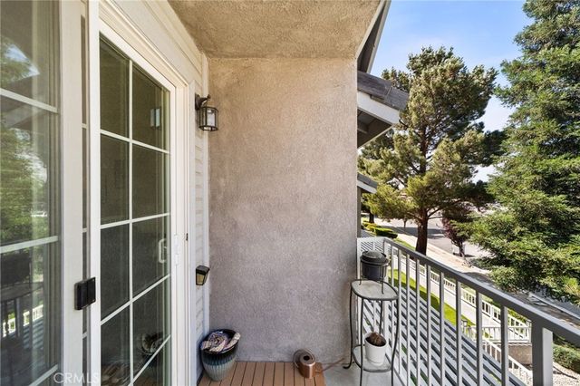 13310 Spring Valley B, Victorville, CA 92395