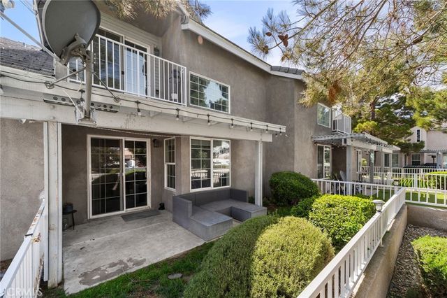 13310 Spring Valley B, Victorville, CA 92395