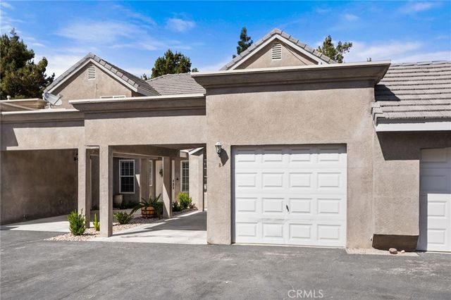 13310 Spring Valley B, Victorville, CA 92395