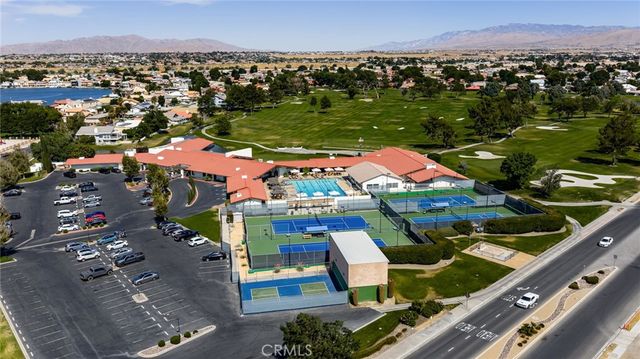 13310 Spring Valley B, Victorville, CA 92395