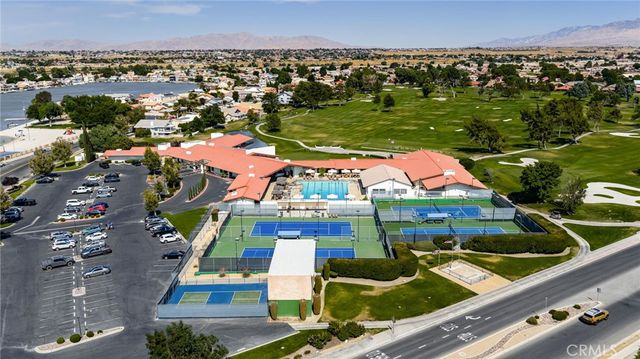 13310 Spring Valley B, Victorville, CA 92395