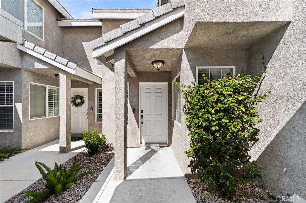 13310 Spring Valley B, Victorville, CA 92395