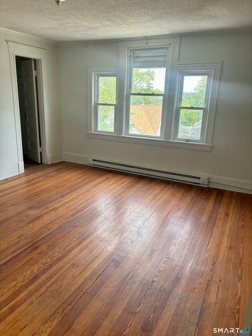 185 Monmouth Avenue, Waterbury, CT 06704