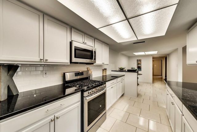 3517 Knoll Point Drive, Garland, TX 75043