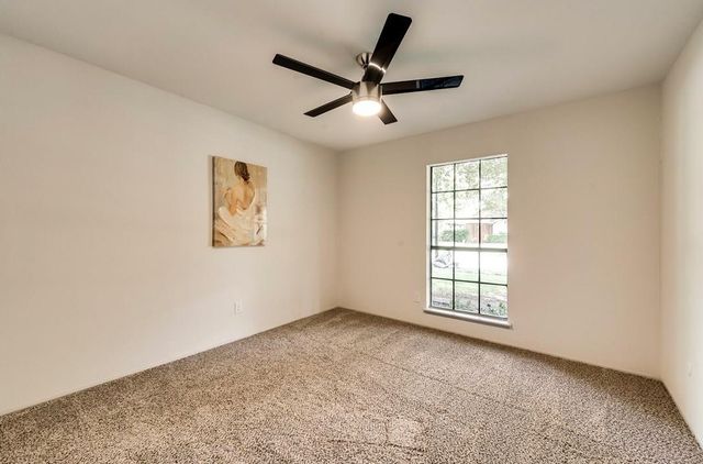 3517 Knoll Point Drive, Garland, TX 75043