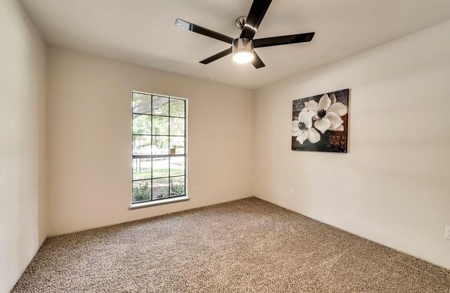 3517 Knoll Point Drive, Garland, TX 75043