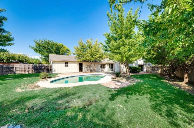 3517 Knoll Point Drive, Garland, TX 75043