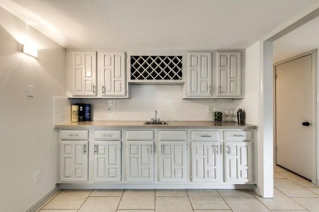 3517 Knoll Point Drive, Garland, TX 75043