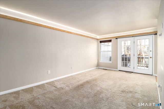 2004 Eaton Court 2004, Danbury, CT 06811