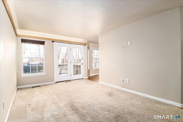 2004 Eaton Court 2004, Danbury, CT 06811