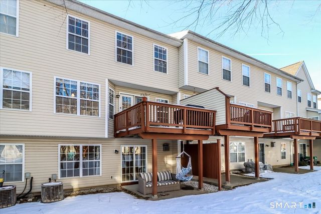 2004 Eaton Court 2004, Danbury, CT 06811