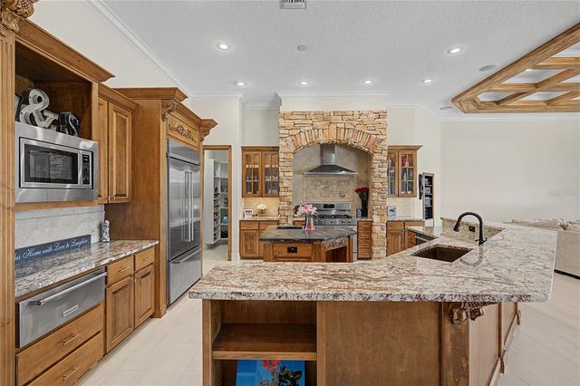 1306 PLAYMOOR DRIVE, Palm Harbor, FL 34683
