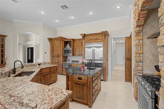 1306 PLAYMOOR DRIVE, Palm Harbor, FL 34683