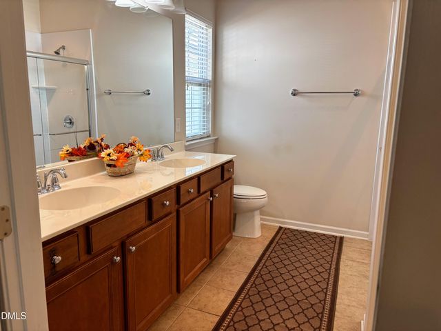 542 Tomkins Loop, Cary, NC 27519