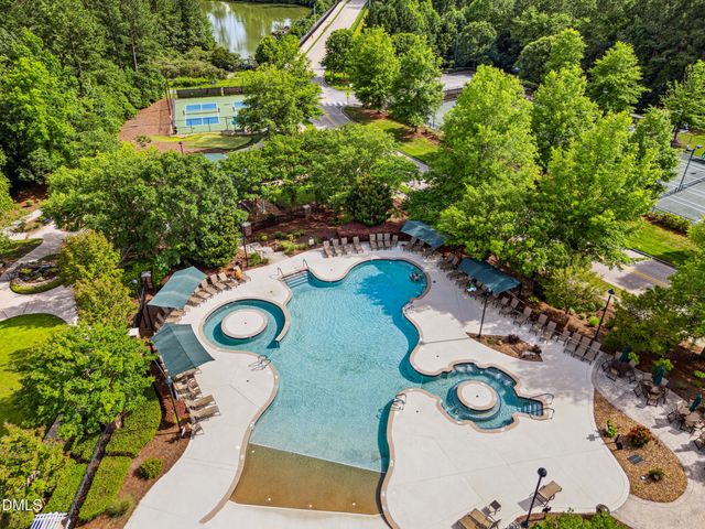 542 Tomkins Loop, Cary, NC 27519