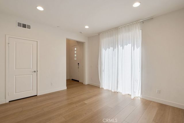 5750 Acacia Lane, Lakewood, CA 90712