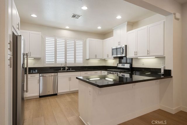5750 Acacia Lane, Lakewood, CA 90712