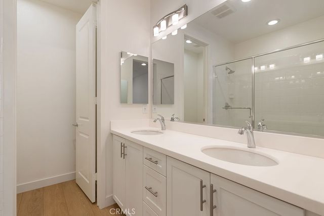 5750 Acacia Lane, Lakewood, CA 90712